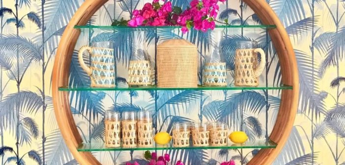 amanda lindroth glasses and pitchers